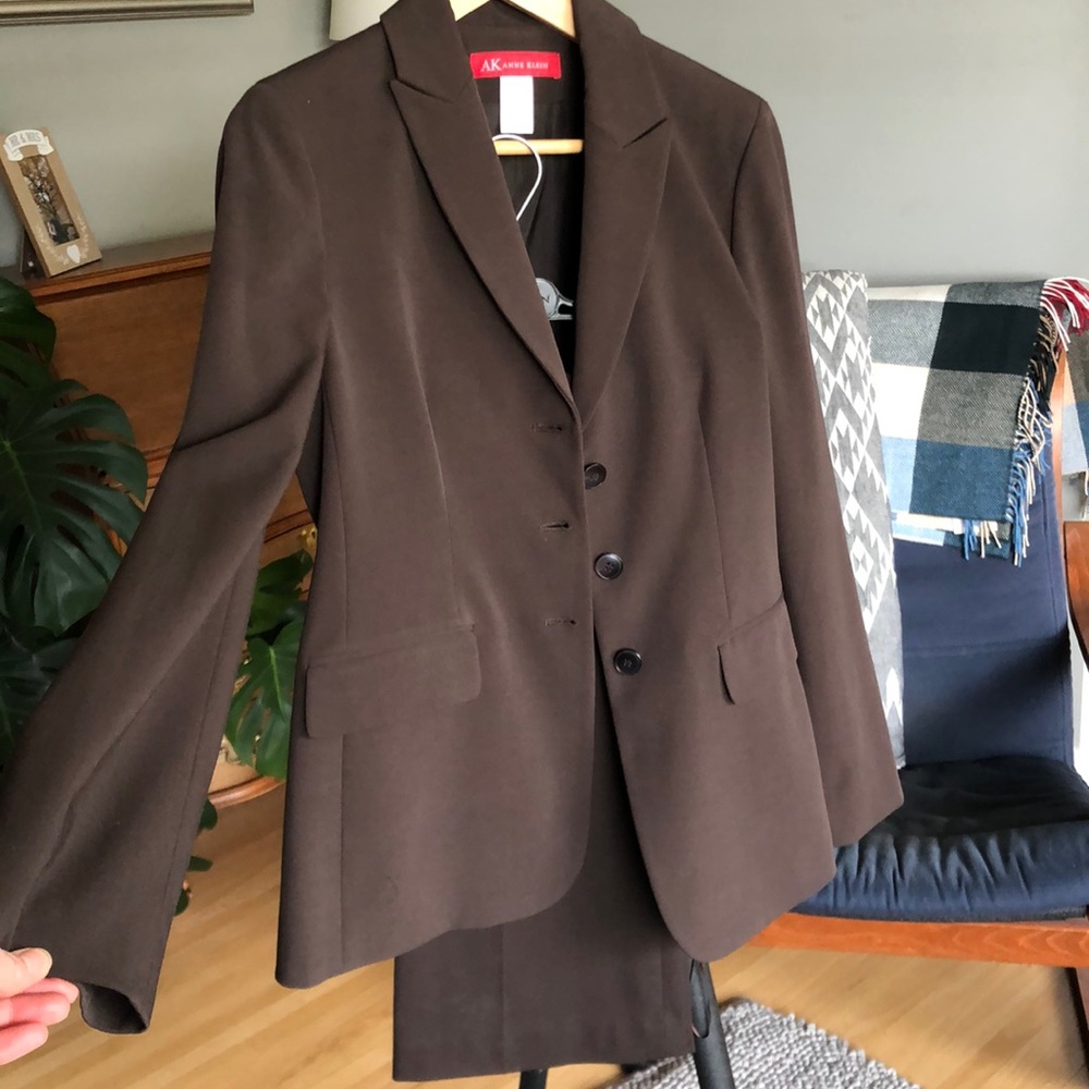 Brown Pant Suit & Blazer